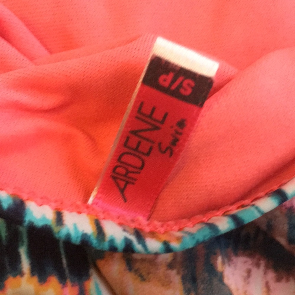 Bikini Set - Picture 10 of 12